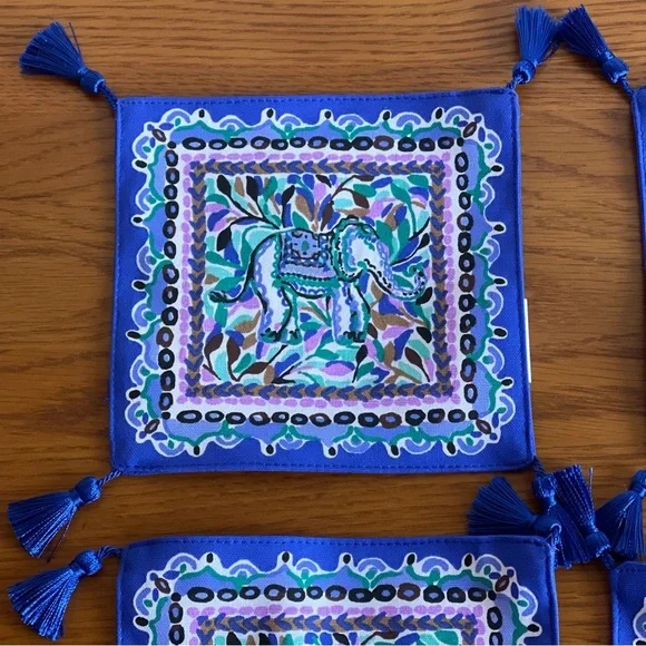 NWT Lilly Pulitzer Printed Cloth Napkin Set - Picture 5 of 9